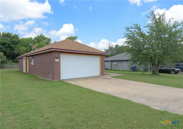 Homes for sale in Copperas Cove, TX | 303 Rodeo Cir, Copperas Cove, TX 76522 | MLS# 616222