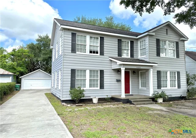 Photo 1 of Single family home for sale at 1403 N Bridge St, Victoria, TX 77901 | MLS# 616310 | Listing updated on 2026-06-10