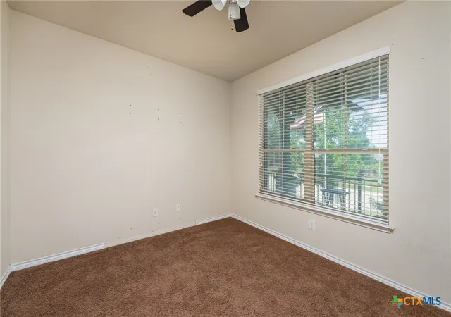 Photo 3 of Single family home for sale at 5202 Siltstone Loop, Killeen, TX 76542 | MLS# 616076 | Listing updated on 2026-06-17