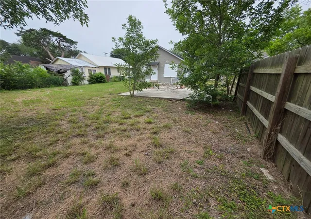 4th image of 2107 N Levi St, Victoria, TX 77901 | MLS# 616326