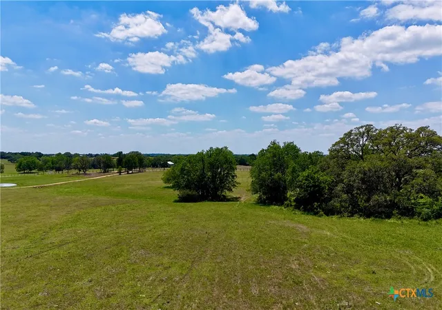 4th image of 2072 Langdon Rd, Weimar, TX 78962 | MLS# 616258