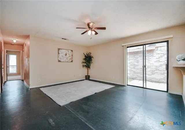 Homes for sale in Victoria, TX | 408 Waterford Dr, Victoria, TX 77901 | MLS# 616397