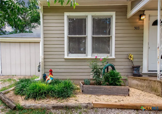 Homes for sale in Seguin, TX | 503 Bruns St, Seguin, TX 78155 | MLS# 615596