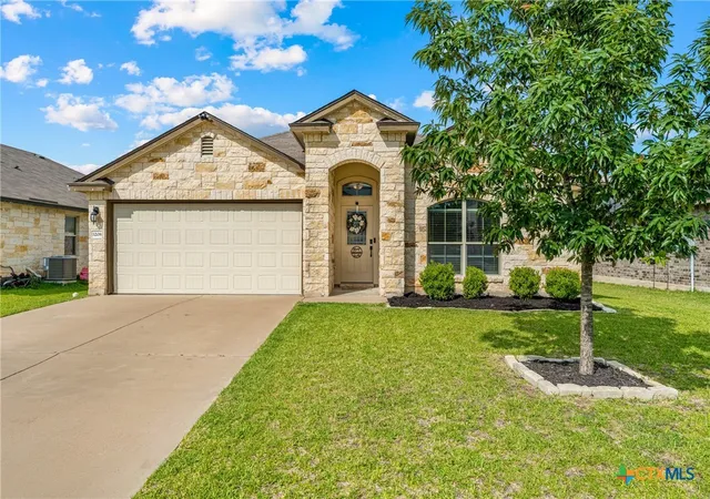 3rd image of 3208 Jackal Dr, Lorena, TX 76655 | MLS# 616491