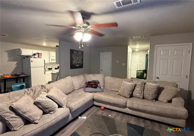 5th image of 1604 Pontotoc Tr, Harker Heights, TX 76548 | MLS# 615865