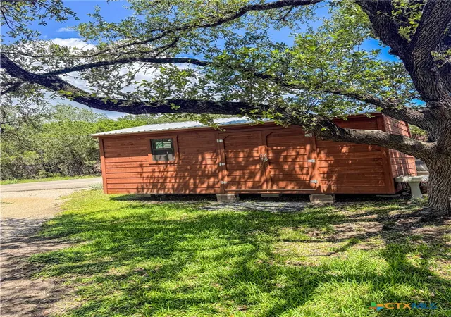 Photo 4 of Manufactured home for sale at 1092 Willow Dr, Canyon Lake, TX 78133 | MLS# 616594 | Listing updated on 2026-06-12