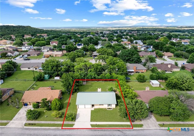Homes for sale in Copperas Cove, TX | 111 E Hogan Dr, Copperas Cove, TX 76522 | MLS# 616597