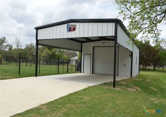 Homes for sale in Kempner, TX | 1026 County Road 3152, Kempner, TX 76539 | MLS# 616478