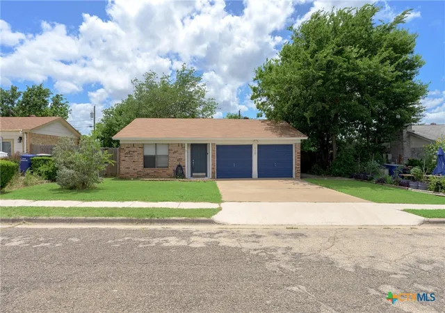 Homes for sale in Copperas Cove, TX | 115 W Hogan Dr, Copperas Cove, TX 76522 | MLS# 616596