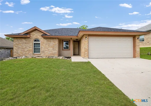 Homes for sale in Copperas Cove, TX | 617 Atkinson Ave, Copperas Cove, TX 76522 | MLS# 614898