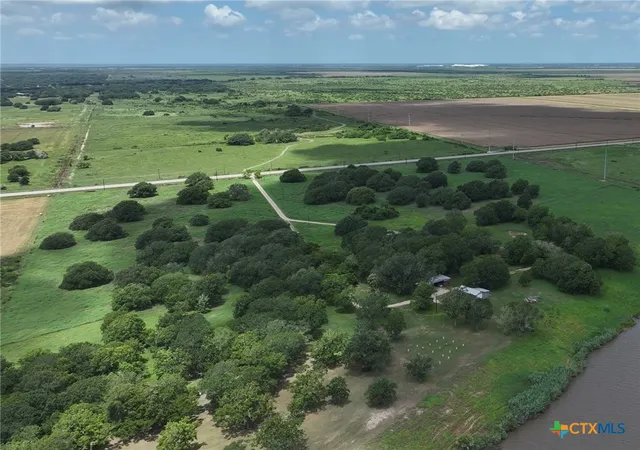 5th image of 19313 State Hwy 172, La Ward, TX 77970 | MLS# 616570
