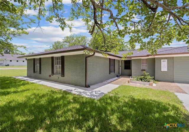 1st image of 575 W 4th St, Crawford, TX 76638 | MLS# 615323