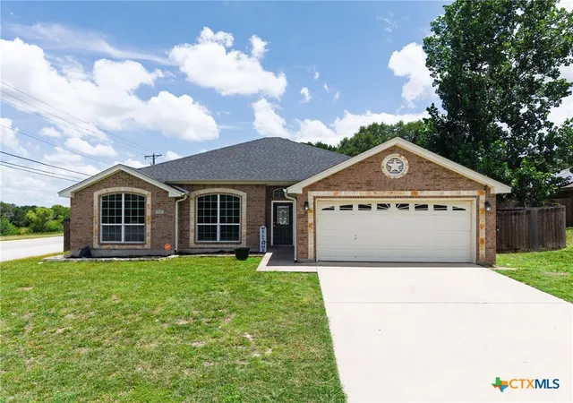 Photo 4 of Sale Pending at 5112 Fawn Dr, Killeen, TX 76542 | MLS# 616650 | Listing updated on 2026-06-25