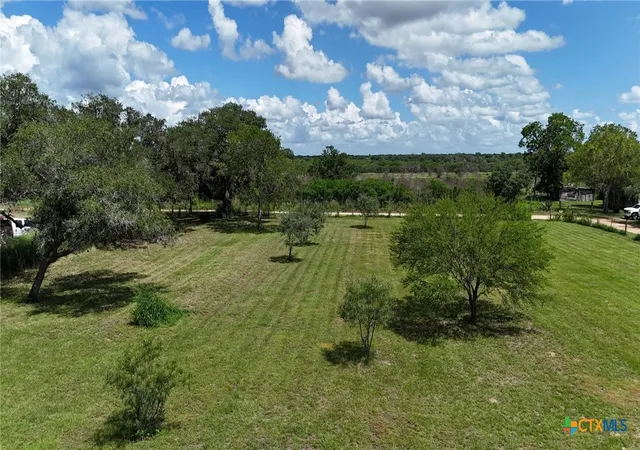 Homes for sale in Yoakum, TX | 201 Elwood St, Yoakum, TX 77995 | MLS# 616637