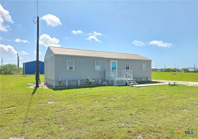 Homes for sale in Palacios, TX | 167 Piranha Dr, Palacios, TX 77465 | MLS# 616693