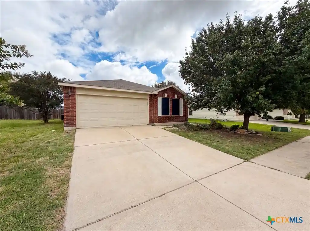Photo 1 of Single family home for sale at 413 E Vega Ln, Killeen, TX 76542 | MLS# 616707 | Listing updated on 2026-10-30