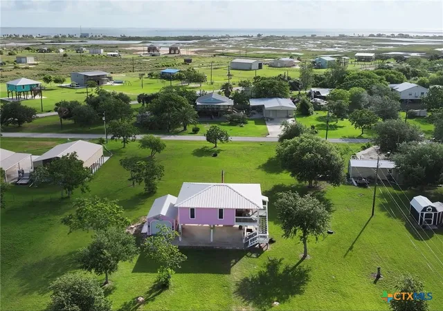 4th image of 111 Springfield Ave, Port Lavaca, TX 77979 | MLS# 616691