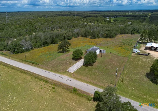Homes for sale in Stockdale, TX | 84 Longhorn Rd, Stockdale, TX 78160 | MLS# 616741