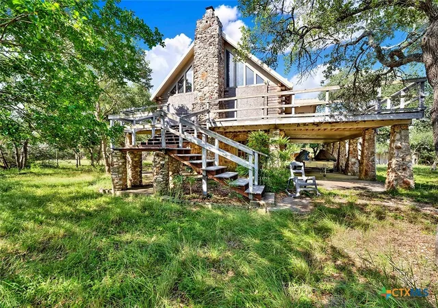 Photo 3 of Single family home for sale at 8015 Ozark Dr, San Marcos, TX 78666 | MLS# 616773 | Listing updated on 2026-06-14