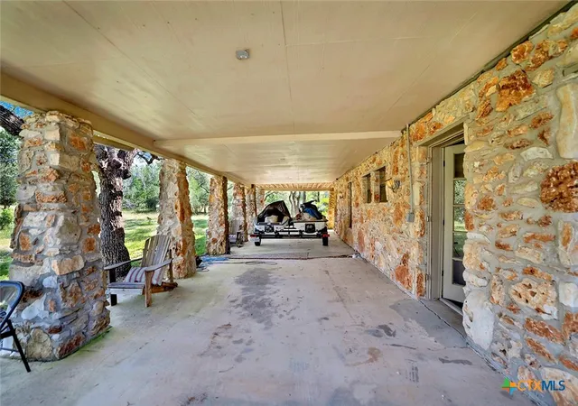 Photo 4 of Single family home for sale at 8015 Ozark Dr, San Marcos, TX 78666 | MLS# 616773 | Listing updated on 2026-06-14