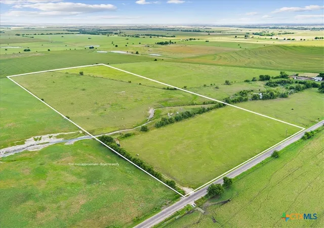 Photo 1 of Land for sale at 1700 Cr 322, Bartlett, TX 76511 | MLS# 616762 | Listing updated on 2026-10-08