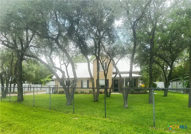 Homes for sale in Inez, TX | 693 Garcitas Creek Rd, Inez, TX 77968 | MLS# 616271