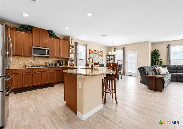 Photo 3 of Single family home for sale at 8080 Gato Ln, Round Rock, TX 78665 | MLS# 616822 | Listing updated on 2026-07-20