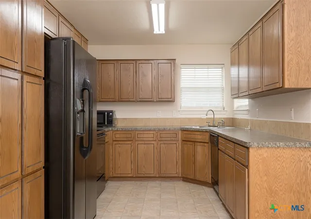 Photo 4 of Single family home for sale at 2708 Tara Dr, Killeen, TX 76549 | MLS# 616643 | Listing updated on 2026-10-08