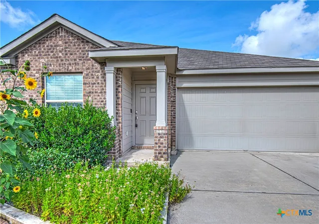 Photo 3 of Single family home for sale at 508 Xanadu Dr, Jarrell, TX 76537 | MLS# 616874 | Listing updated on 2026-07-27