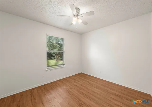 3rd image of 207 Cobblestone Dr, Killeen, TX 76542 | MLS# 616113