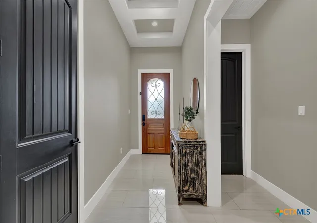Photo 3 of Single family home for sale at 627 Hummingbird Hl, Canyon Lake, TX 78133 | MLS# 616814 | Listing updated on 2026-07-13