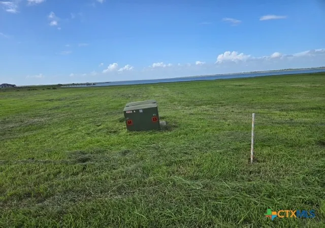 4th image of 14 Redfish Wy, Port Lavaca, TX 77979 | MLS# 616970
