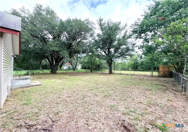 14th image of 702 E 18th St, Cameron, TX 76520 | MLS# 617049