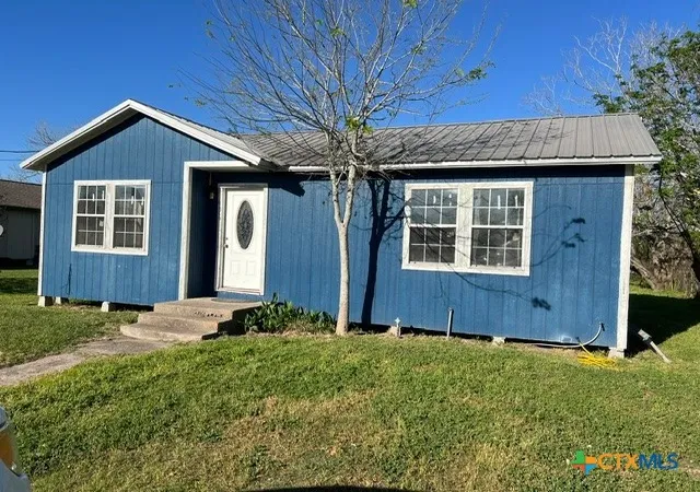 1st image of 436 Illinois St, Bloomington, TX 77951 | MLS# 617032