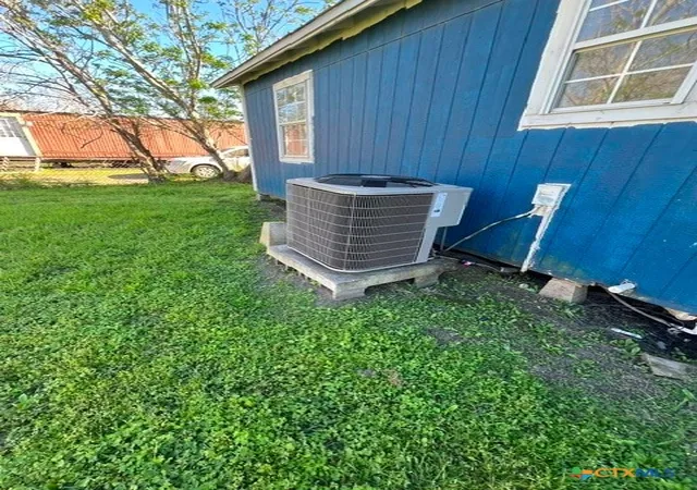 3rd image of 436 Illinois St, Bloomington, TX 77951 | MLS# 617032