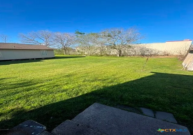 5th image of 436 Illinois St, Bloomington, TX 77951 | MLS# 617032