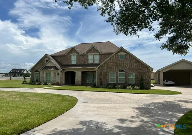 Photo 2 of Single family home for sale at 11 Post Oak Glen, Inez, TX 77968 | MLS# 617092 | Listing updated on 2026-07-16