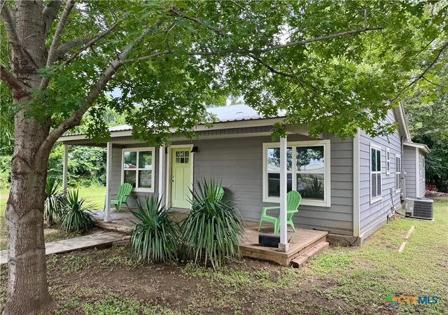 1st image of 708 Sheffield Ave, Llano, TX 78643 | MLS# 617090
