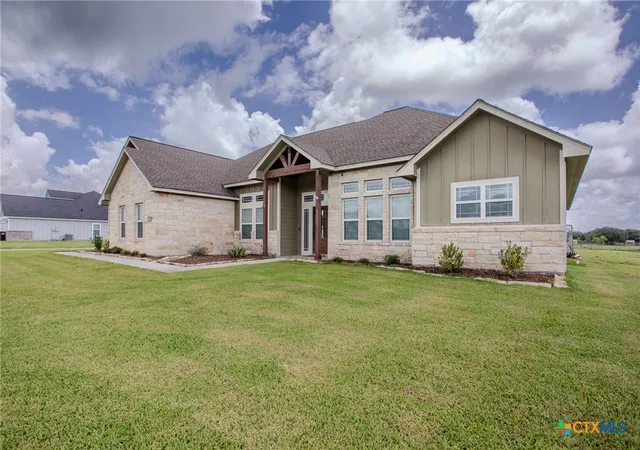 Homes for sale in Inez, TX | 36 Meadow Creek Dr, Inez, TX 77968 | MLS# 617116