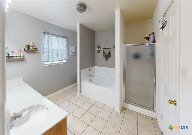 4th image of 2700 Southwood Dr, Killeen, TX 76549 | MLS# 616882