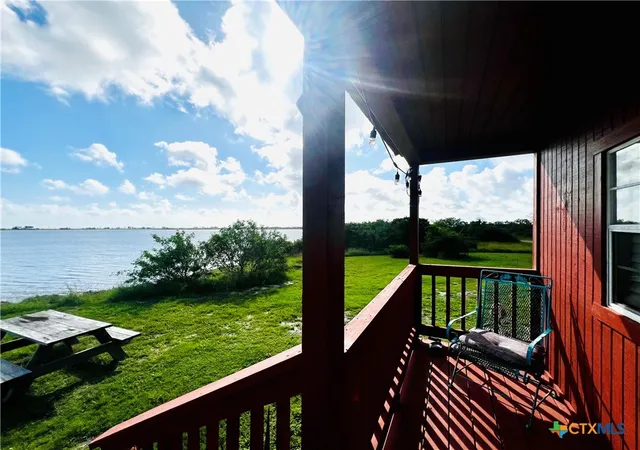 4th image of 607 Tap Rd, Port Lavaca, TX 77979 | MLS# 617316