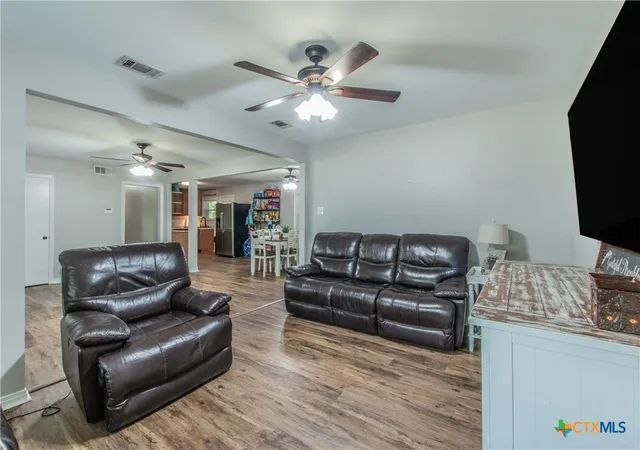 Homes for sale in Temple, TX | 1414 Live Oak Dr, Temple, TX 76504 | MLS# 617323