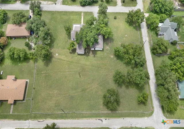 Photo 2 of Single family home for sale at 102 Elmo St, Florence, TX 76527 | MLS# 617223 | Listing updated on 2026-06-21