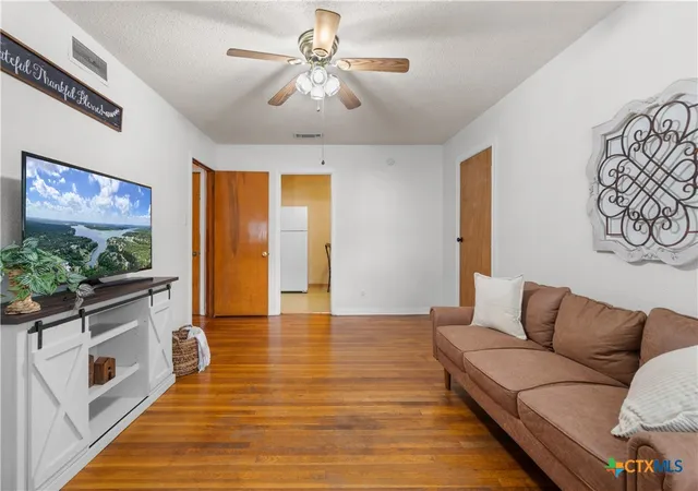 4th image of 1922 S 41St St, Temple, TX 76504 | MLS# 617220