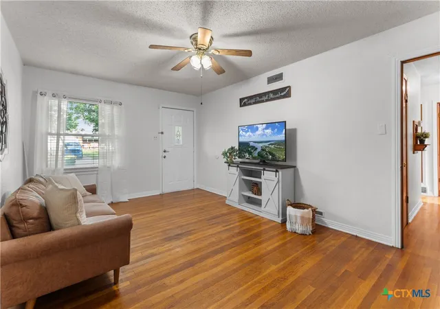 5th image of 1922 S 41St St, Temple, TX 76504 | MLS# 617220