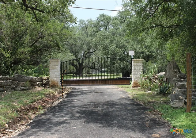 2nd image of 2114 Sparta Rd, Belton, TX 76513 | MLS# 617376
