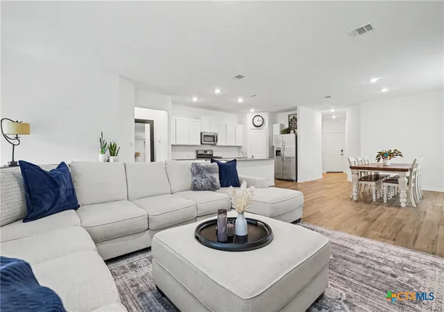 Photo 4 of Single family home for sale at 2333 Four Waters Loop, Georgetown, TX 78628 | MLS# 617452 | Listing updated on 2026-09-25