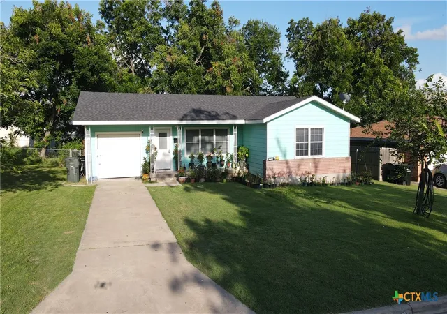 Photo 2 of Single family home for sale at 1901 S 33rd Street, Temple, TX 76504 | MLS# 617366 | Listing updated on 2026-07-24