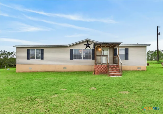 Homes for sale in Gonzales, TX | 1340 County Road 344, Gonzales, TX 78629 | MLS# 617473