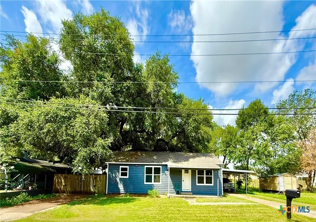 1st image of 307 S East St, Edna, TX 77957 | MLS# 617307